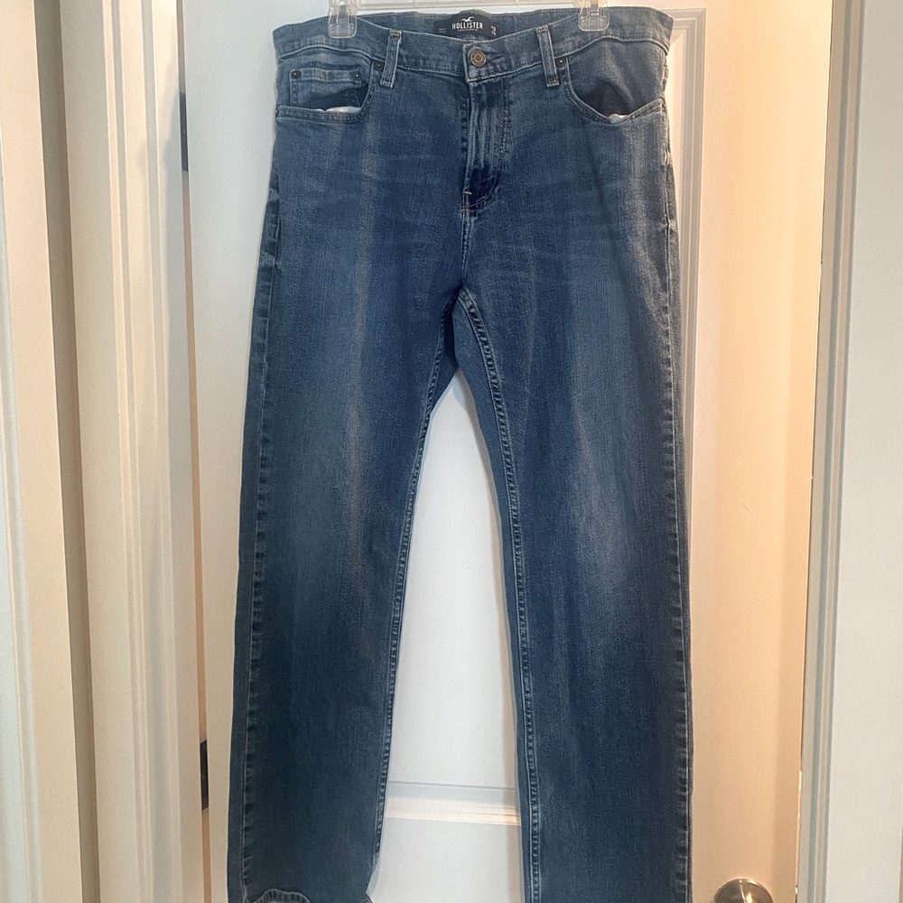 Hollister Classic Straight Men’s Jeans